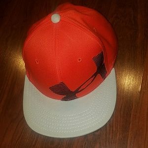 BRAND NEW NEVER WORN Under Armour hat